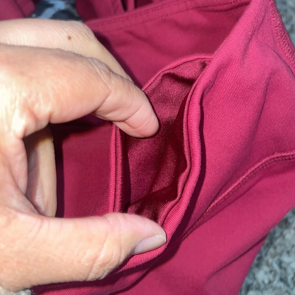 Alo Yoga Criss Cross Cutout Full Length Leggings - Picture 12 of 12